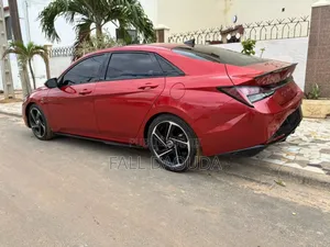 Hyundai Elantra 2022