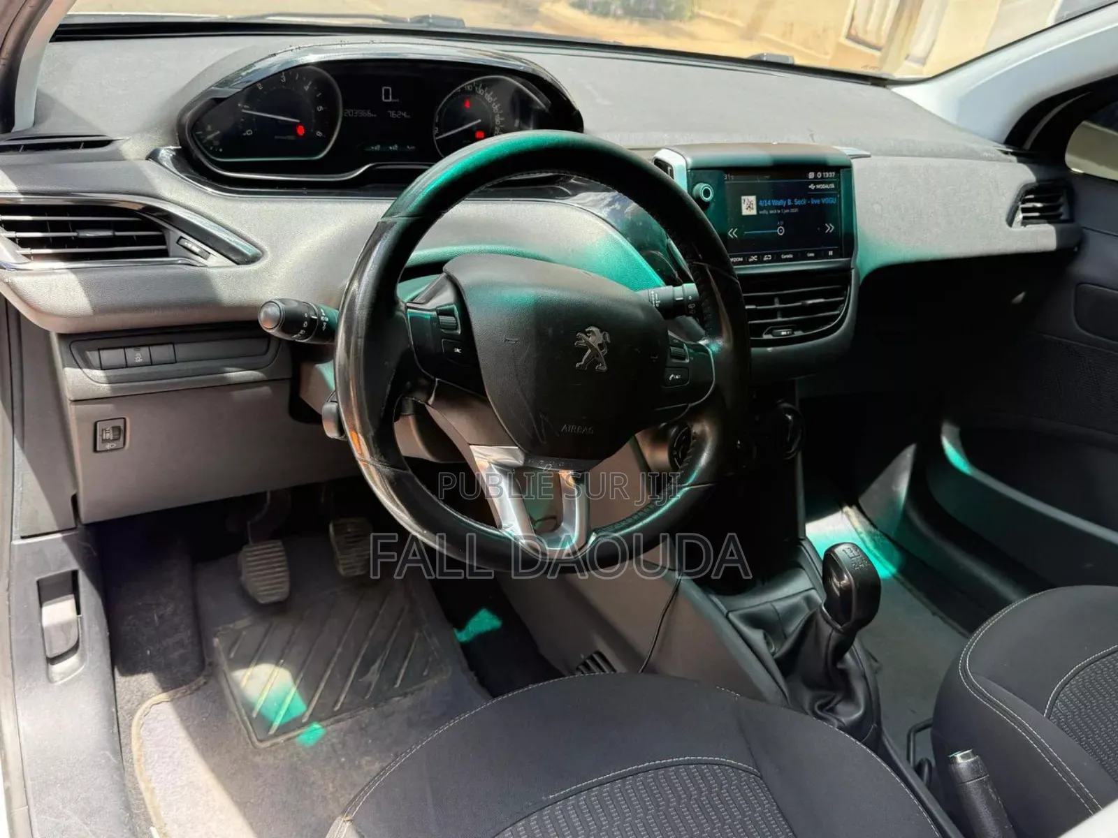 Peugeot 208 2017 Blanc