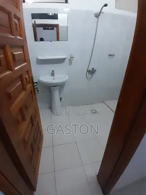 4chbre Blocs d'appartements dans Katos Immo, Parcelles Assainies