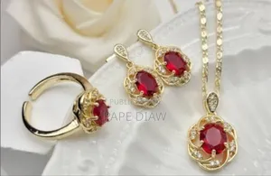 Parure Plaqué or (Collier + Boucles D’Oreilles + Bague Réglable