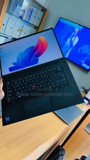 Ordinateur Portable Lenovo ThinkPad X1 32GB Intel Core I9 SSD 512GB
