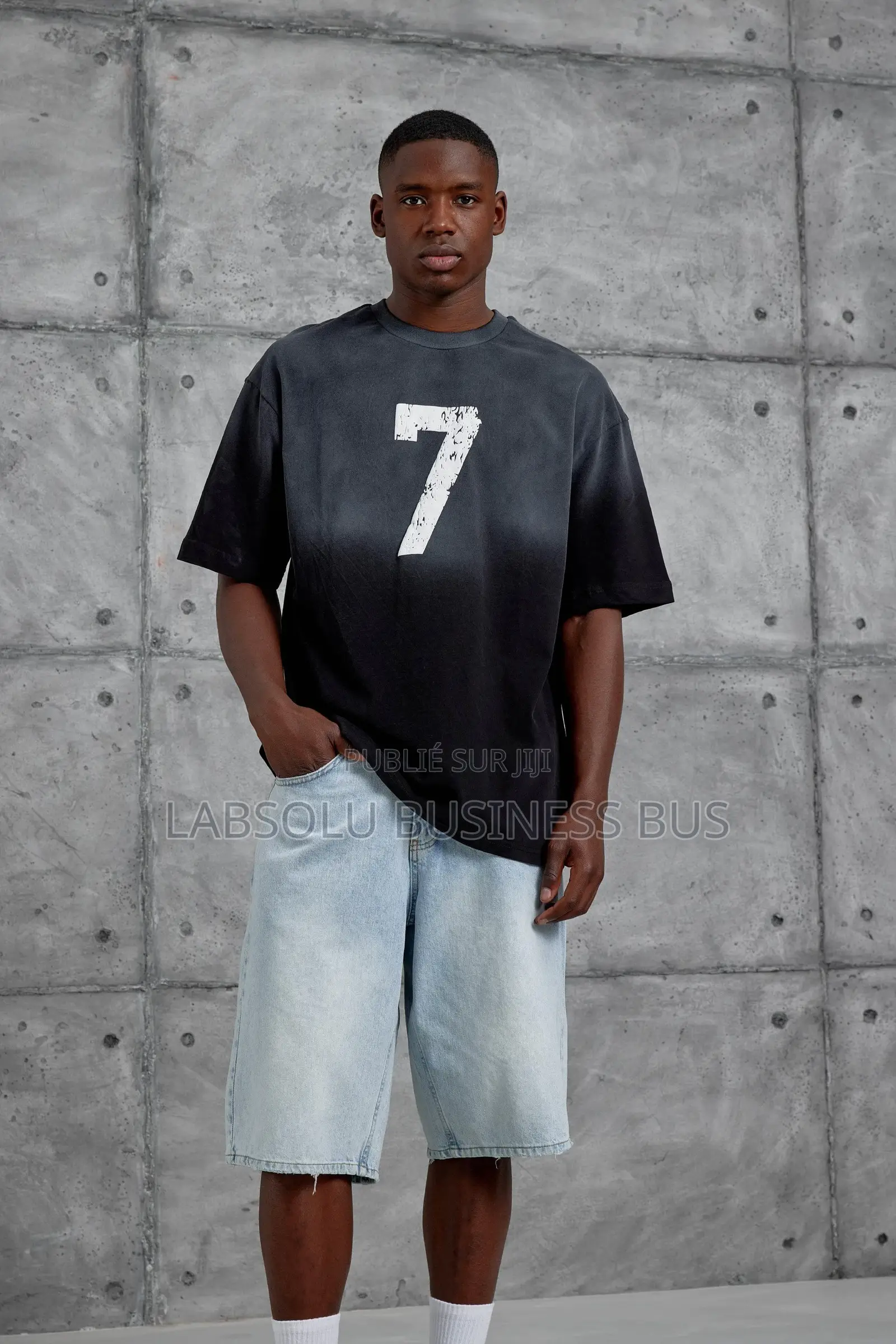 Disponible Chez L’Absolu