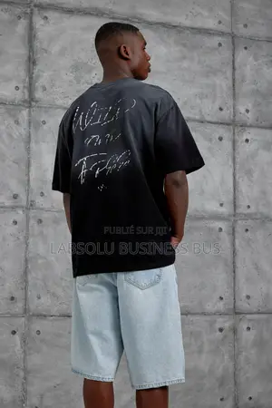 Disponible Chez L’Absolu