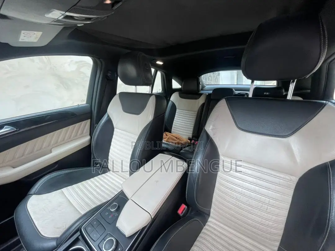 Mercedes-Benz GLE-Class 2018 Blanc