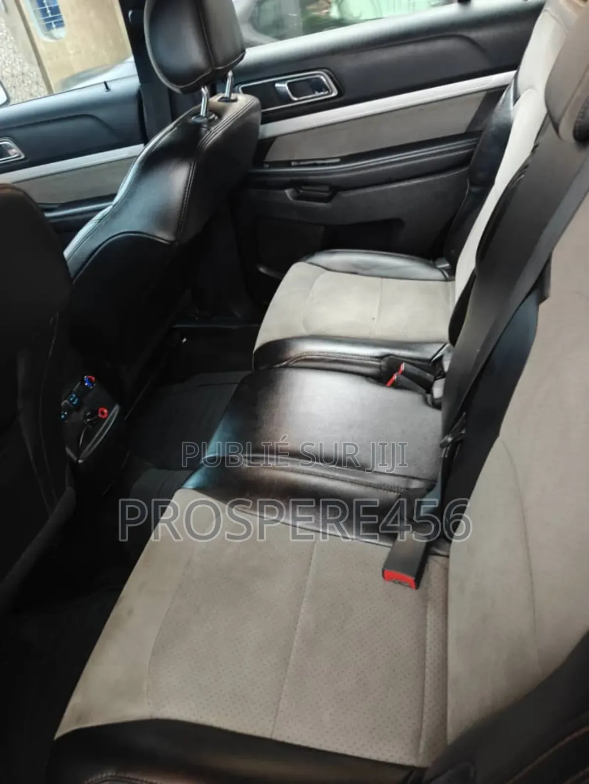 Ford Explorer Sport 4dr 4x4 (3.5L 6cyl 6A) 2017 Blanc cassé