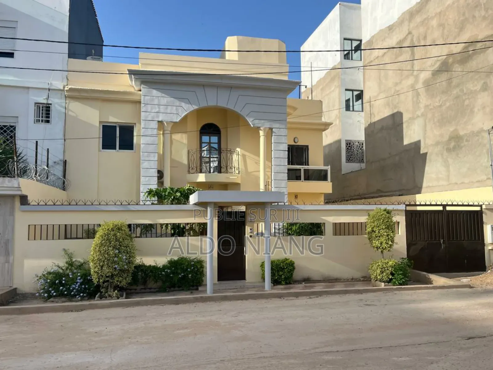 5chbre Villa dans Limaldo Immo, Almadies à Vendre