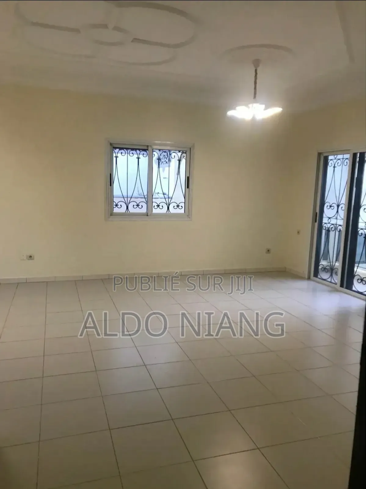 5chbre Villa dans Limaldo Immo, Almadies à Vendre