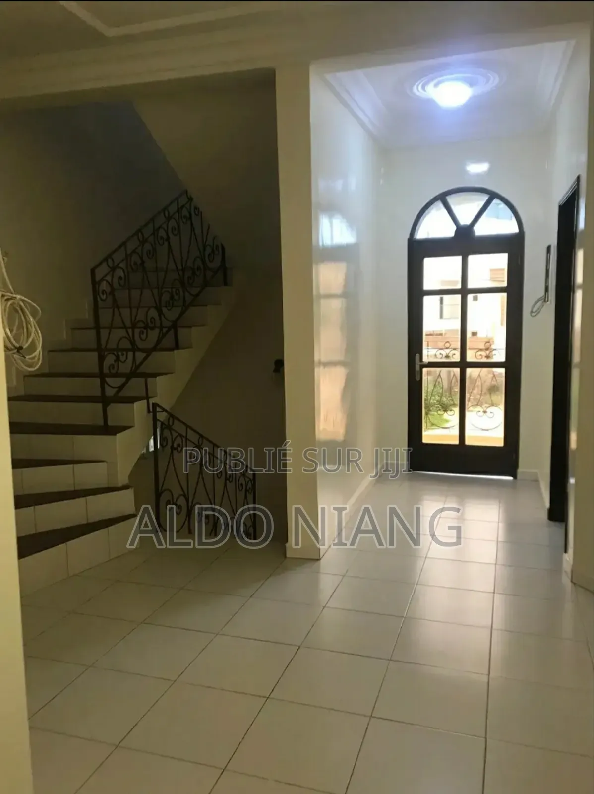 5chbre Villa dans Limaldo Immo, Almadies à Vendre