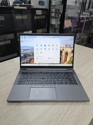 Ordinateur Portable HP ZBook Firefly G8 16GB Intel Core I7 SSD 512GB