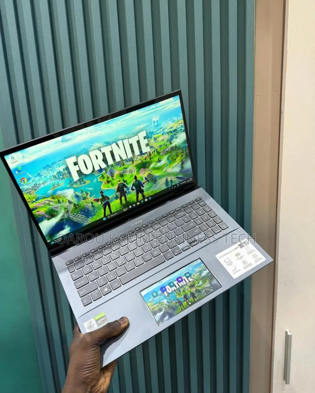 New Asus ZenBook Pro UX501 16GB Intel Core I7 SSD 1T