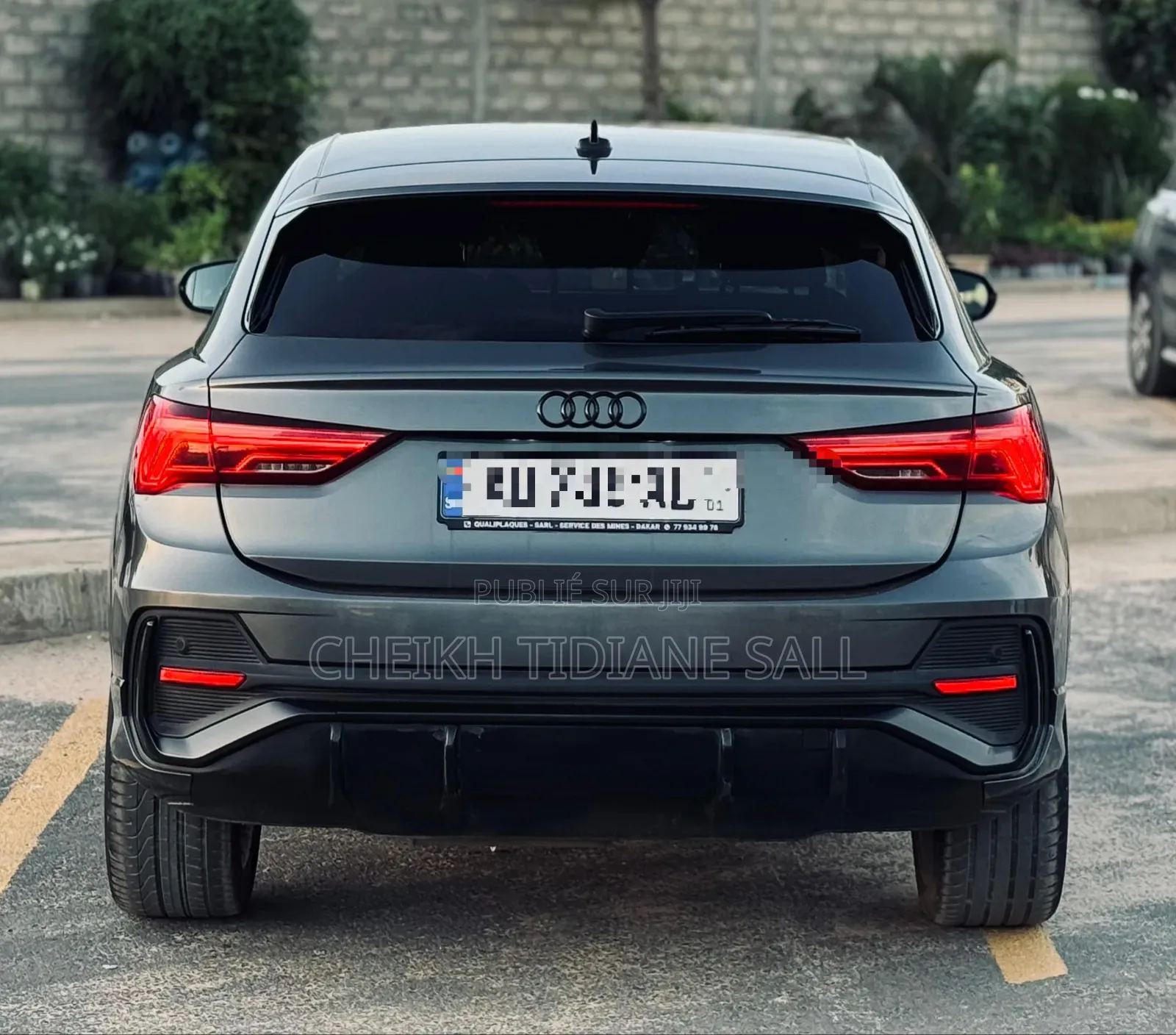 Audi Q3 2023 Gris