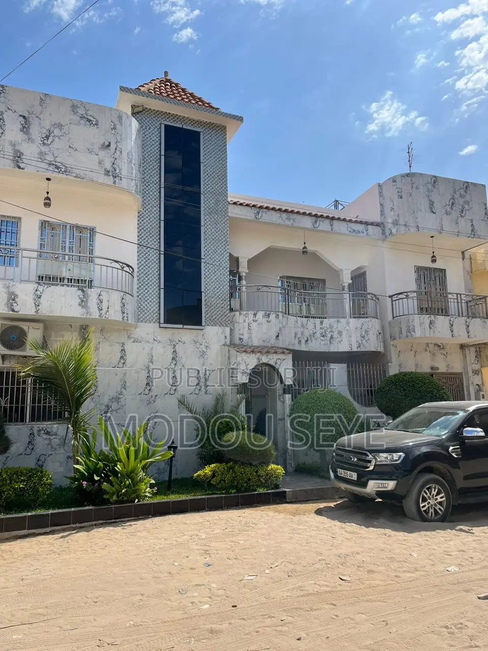 6chbre Maison dans Villa R+1, Niayes à Louer