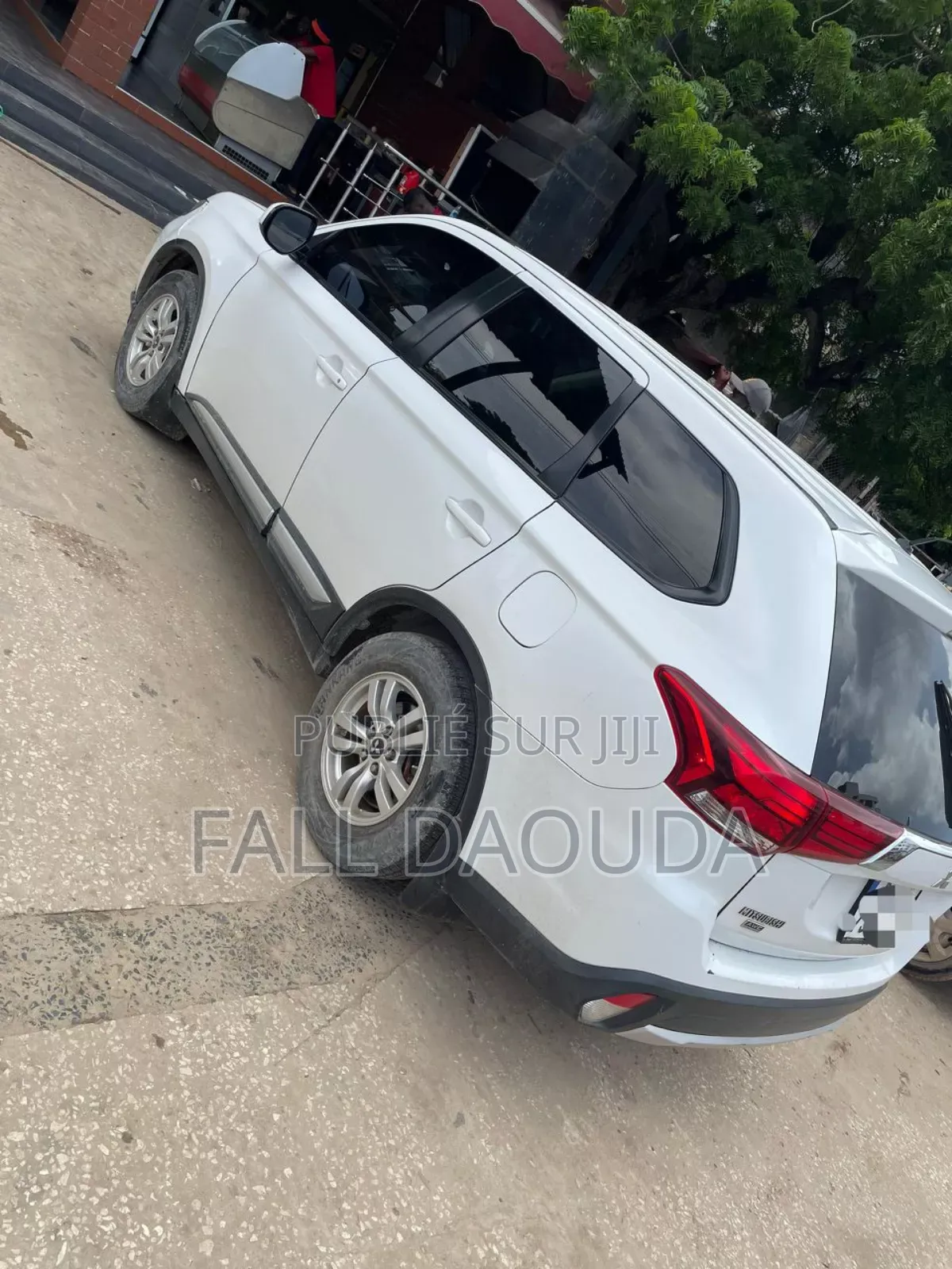 Mitsubishi Outlander 2016