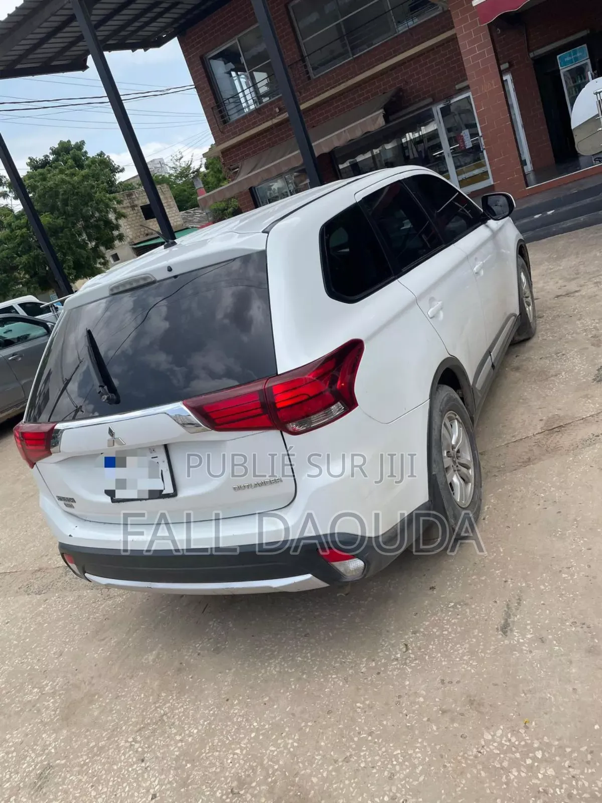 Mitsubishi Outlander 2016