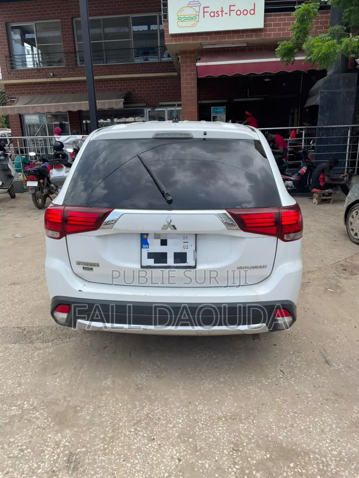 Mitsubishi Outlander 2016