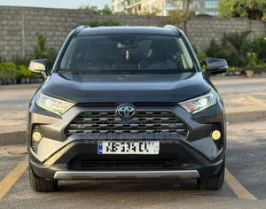 Photo - Toyota RAV4 2020