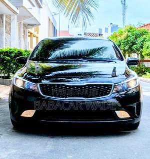 Photo - Kia Forte 2017 Gris