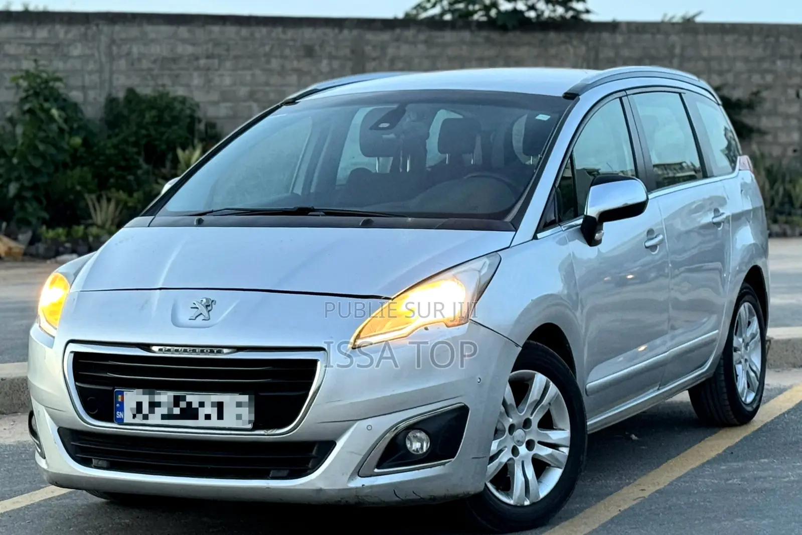 Peugeot 5008 2016 Gris