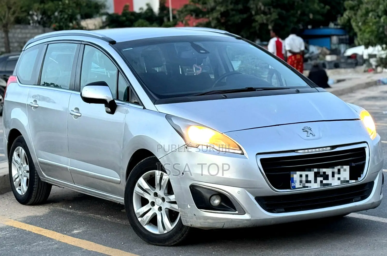 Peugeot 5008 2016 Gris