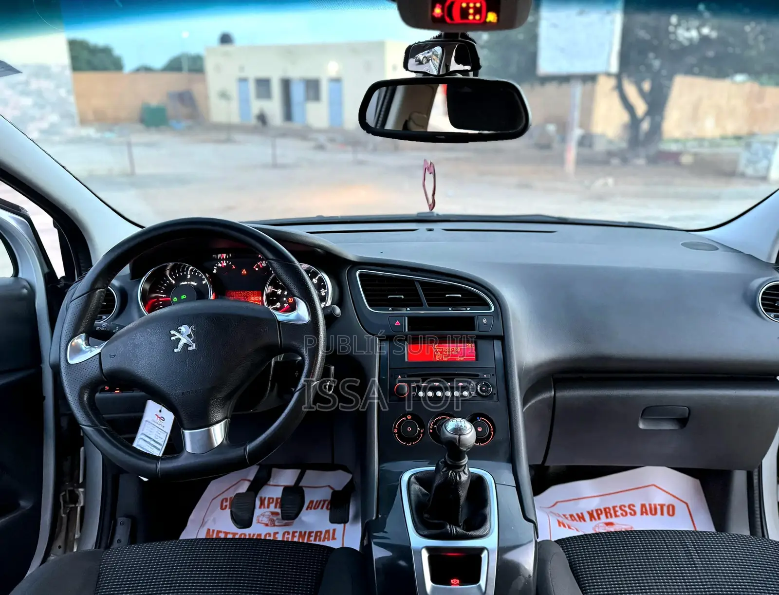 Peugeot 5008 2016 Gris