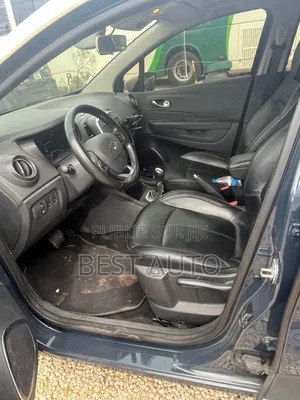 Renault Clio 2016 Black