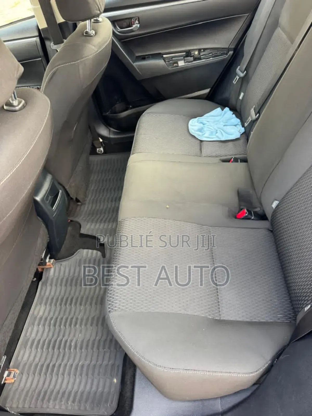 Toyota Corolla 2017 Gris