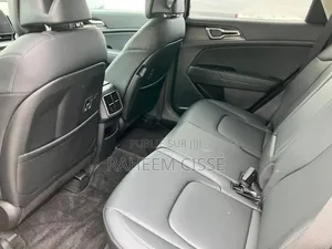 Kia Sportage EX 2024 Black