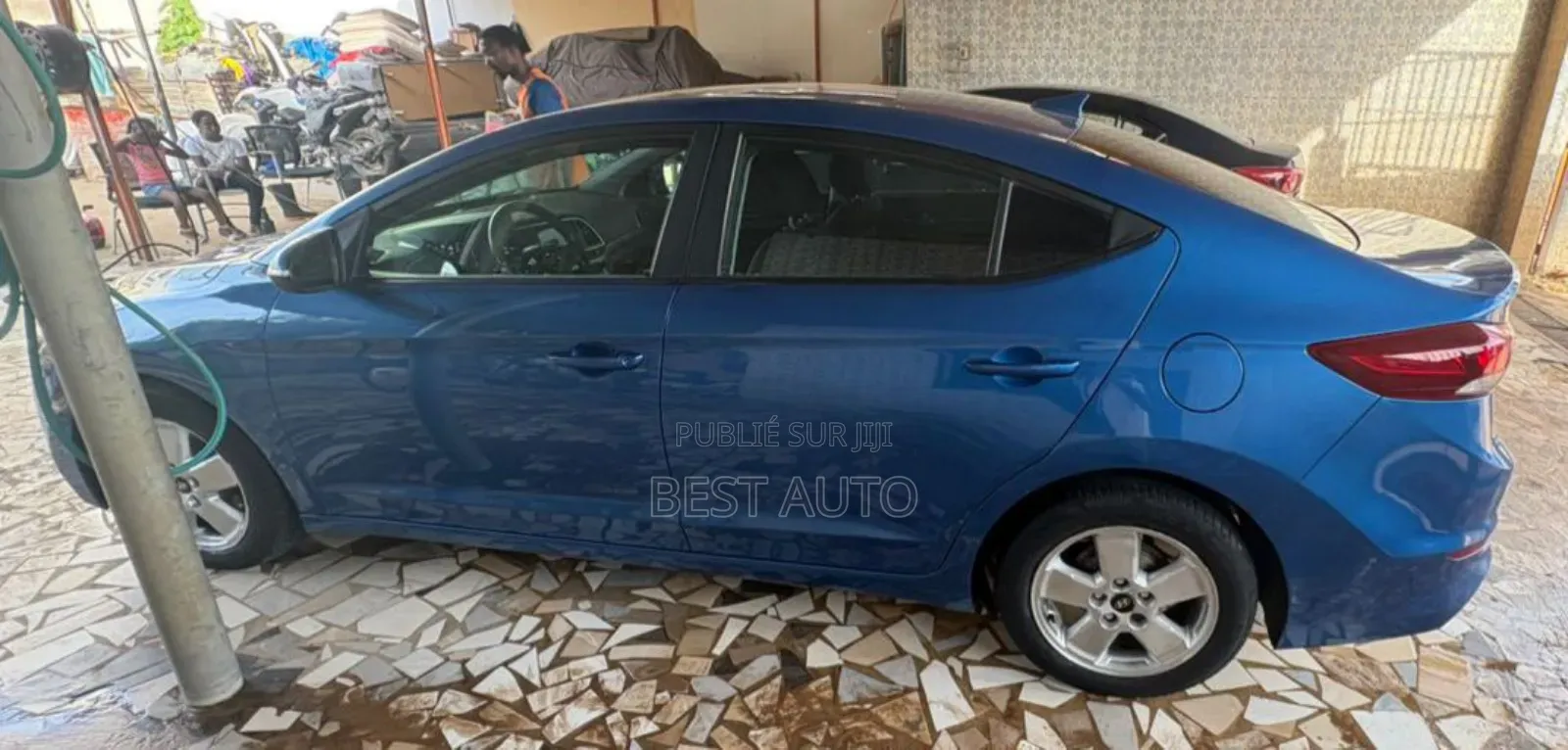 Hyundai Elantra 2017 Blue