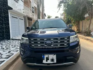 Photo - Ford Explorer 2017 Black