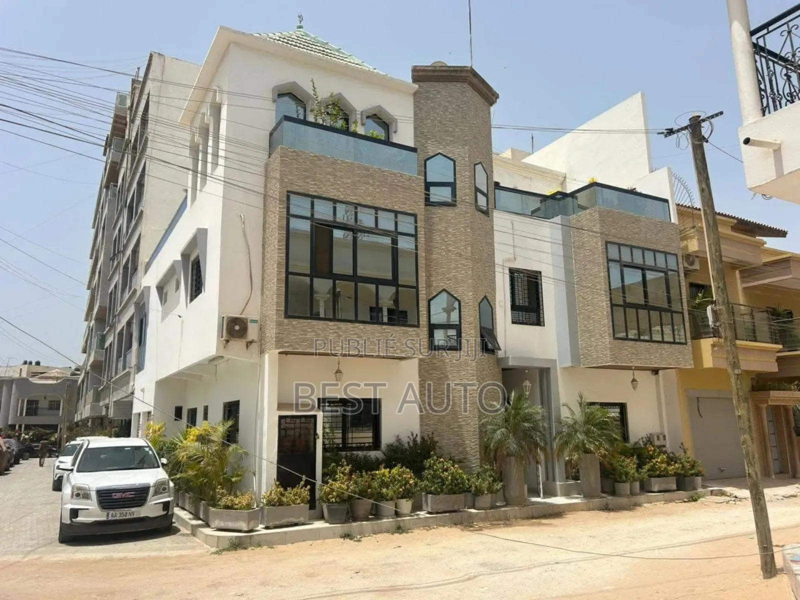 R+2 À Vendre Au Mariste