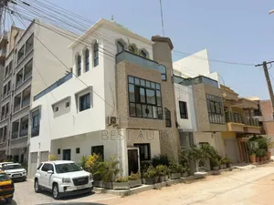 Photo - R+2 À Vendre Au Mariste