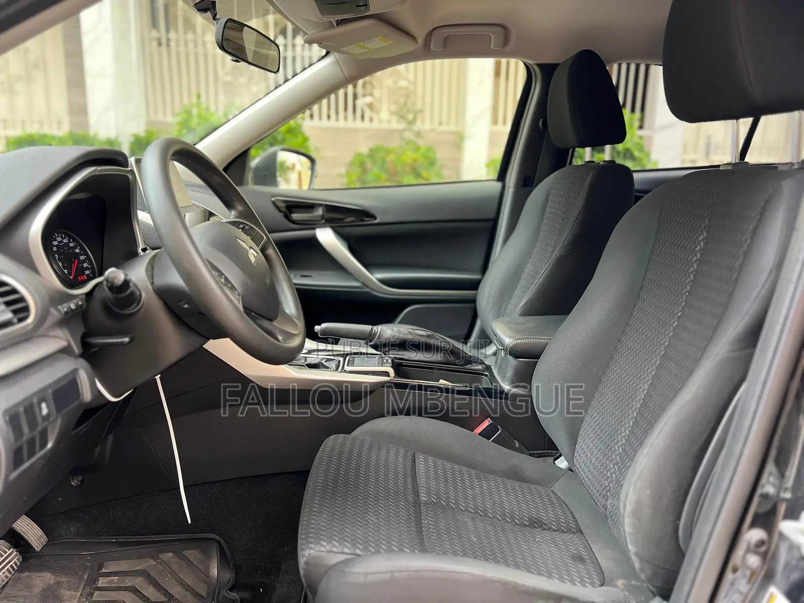 Mitsubishi Eclipse 2020 Black