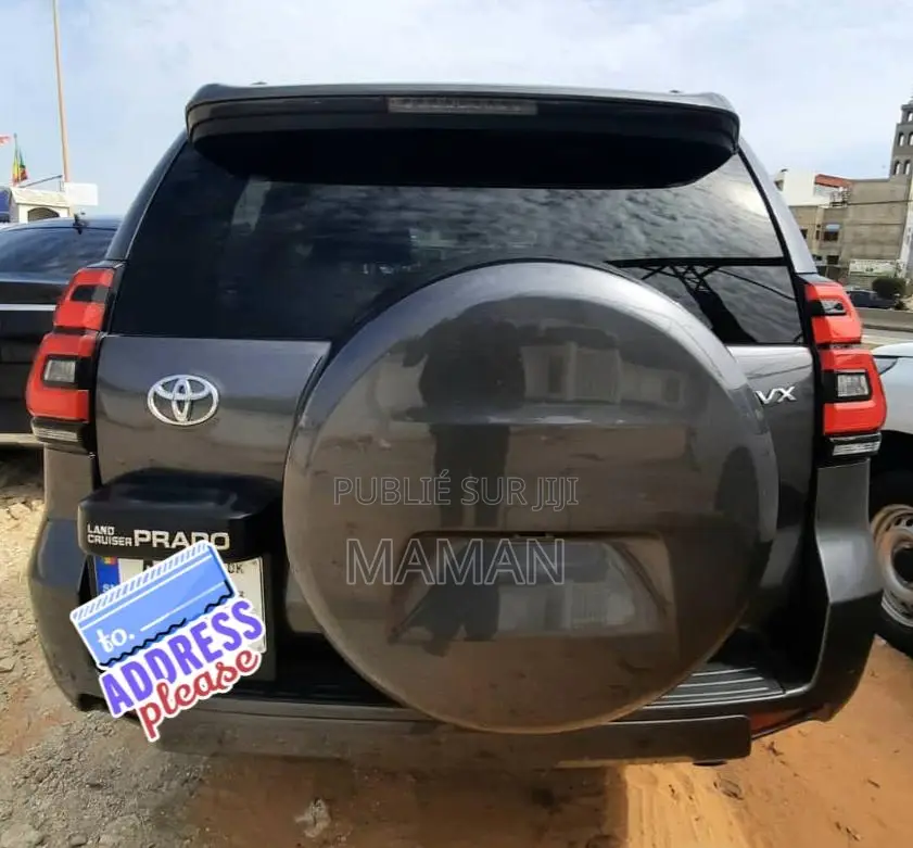 Toyota Land Cruiser Prado 2.8 2023 Gris