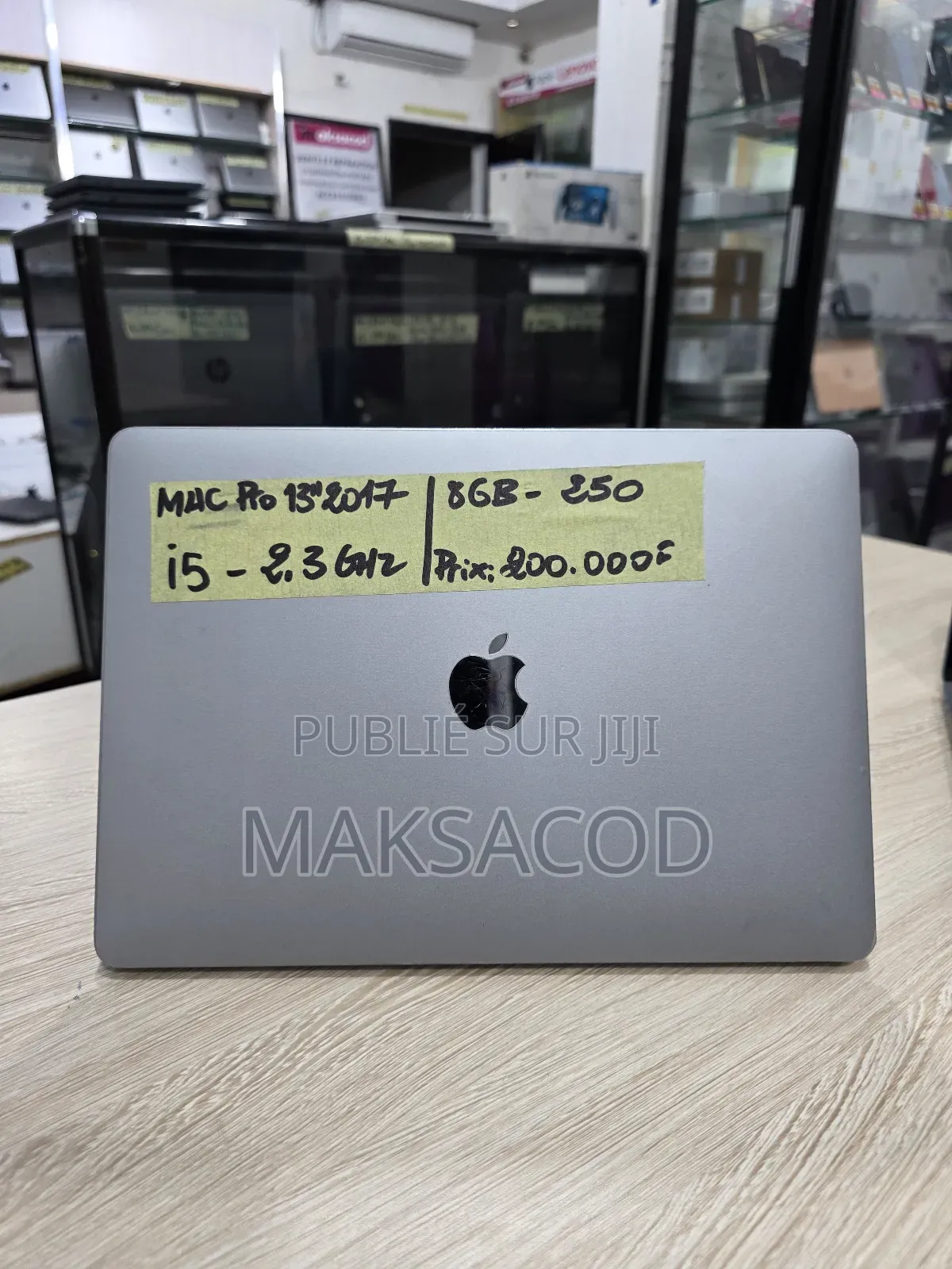 Ordinateur Portable Apple MacBook Pro 2017 8GB Intel Core I5 SSD 256GB