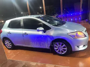 Toyota Auris 2012