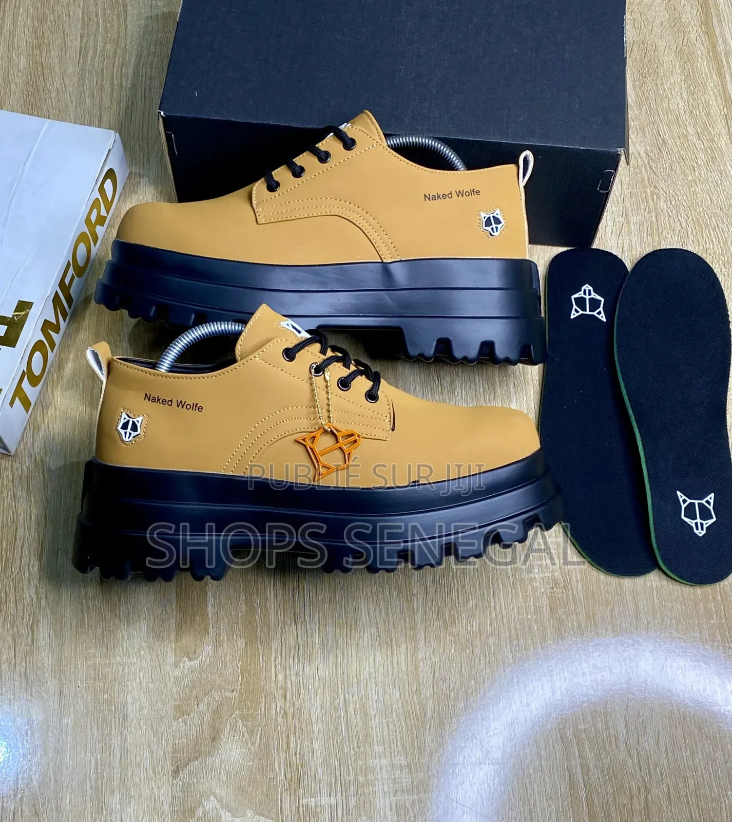 Naked Wolfe Bold Step