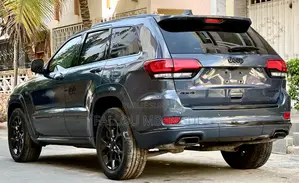 Jeep Grand Cherokee 2021 Blue