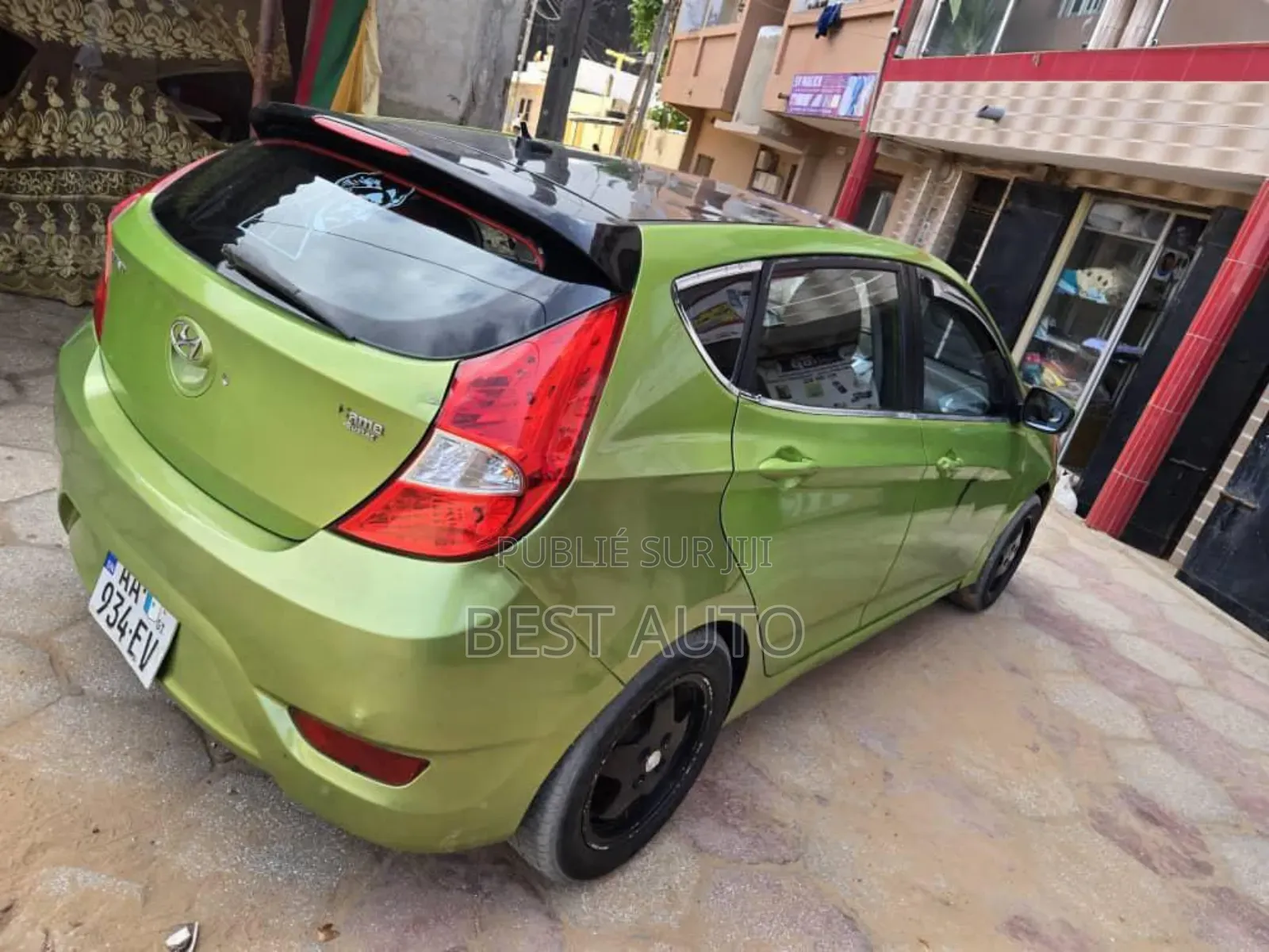 Hyundai Accent 2013 Vert