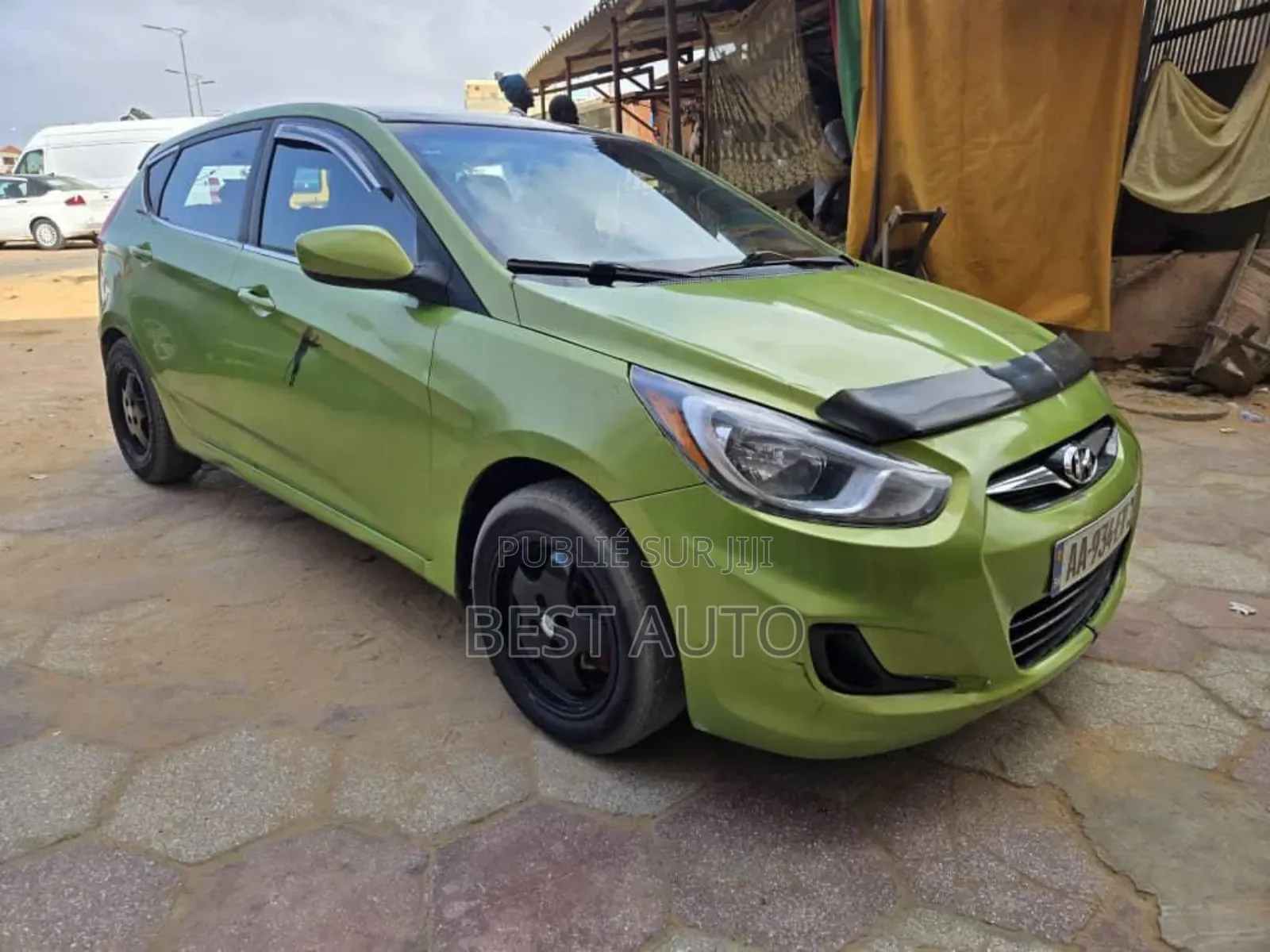 Hyundai Accent 2013 Vert