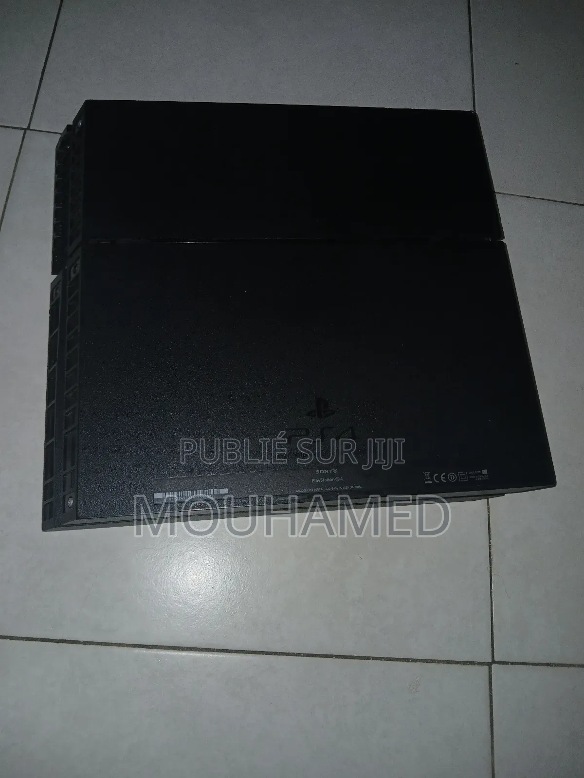 Ps4 Pour Vendre À on Peux Discuter Sur Le Prix