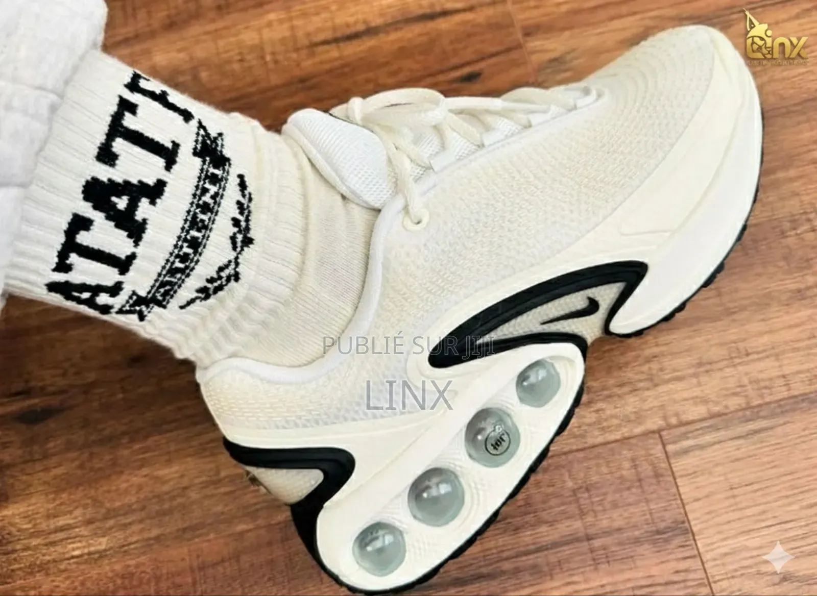Air Max Plus Summit White Disponible