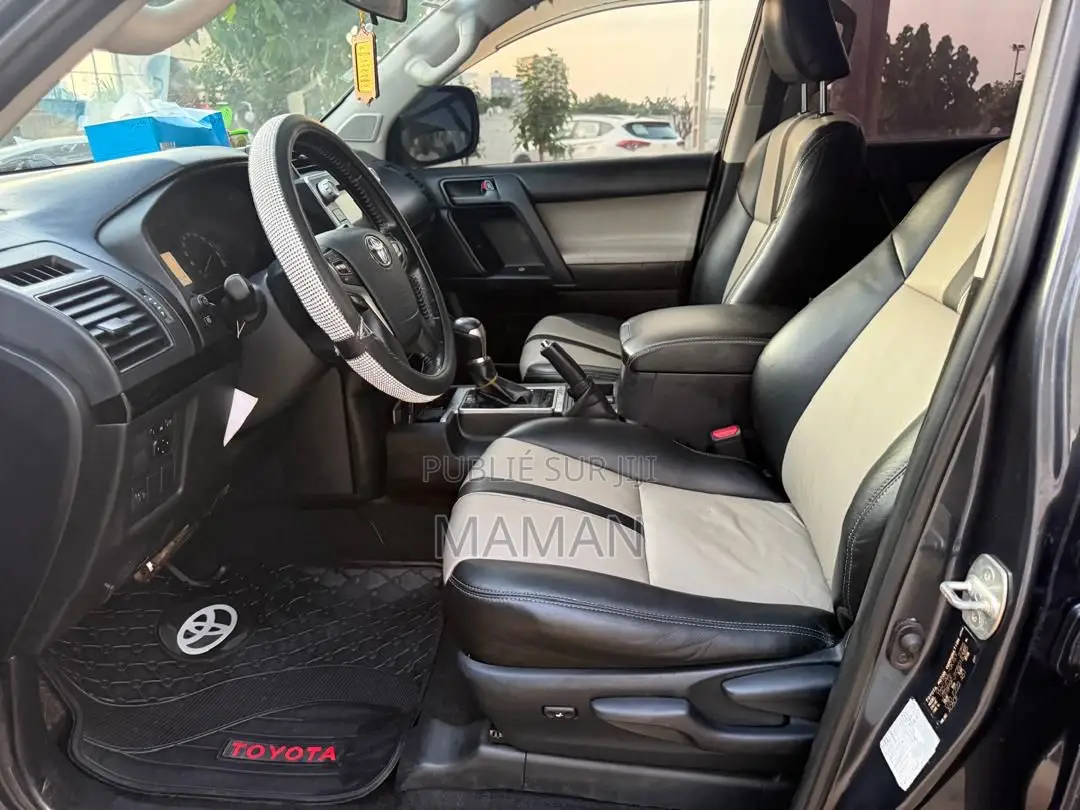 Toyota Land Cruiser Prado 2021 Black