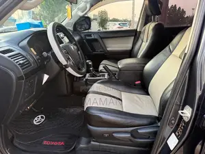 Toyota Land Cruiser Prado 2021 Black