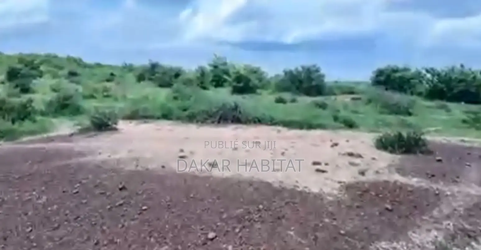 Terrains À Vendre À Yenne – 150 M2