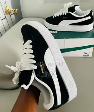 Photo - Puma Suède Disponible