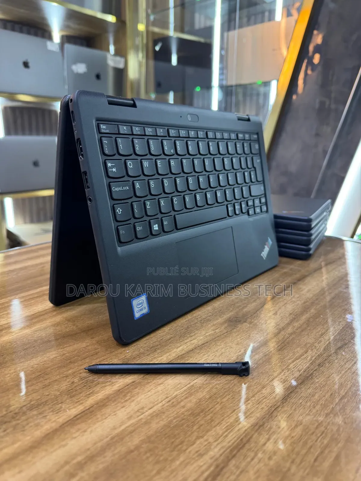 New Lenovo IdeaPad Yoga 11 8GB Intel Core I5 SSD 256GB