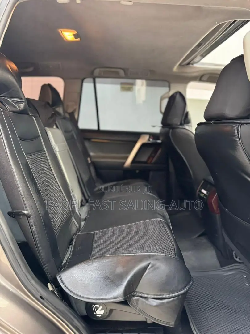 Toyota Land Cruiser Prado 2016 Gris