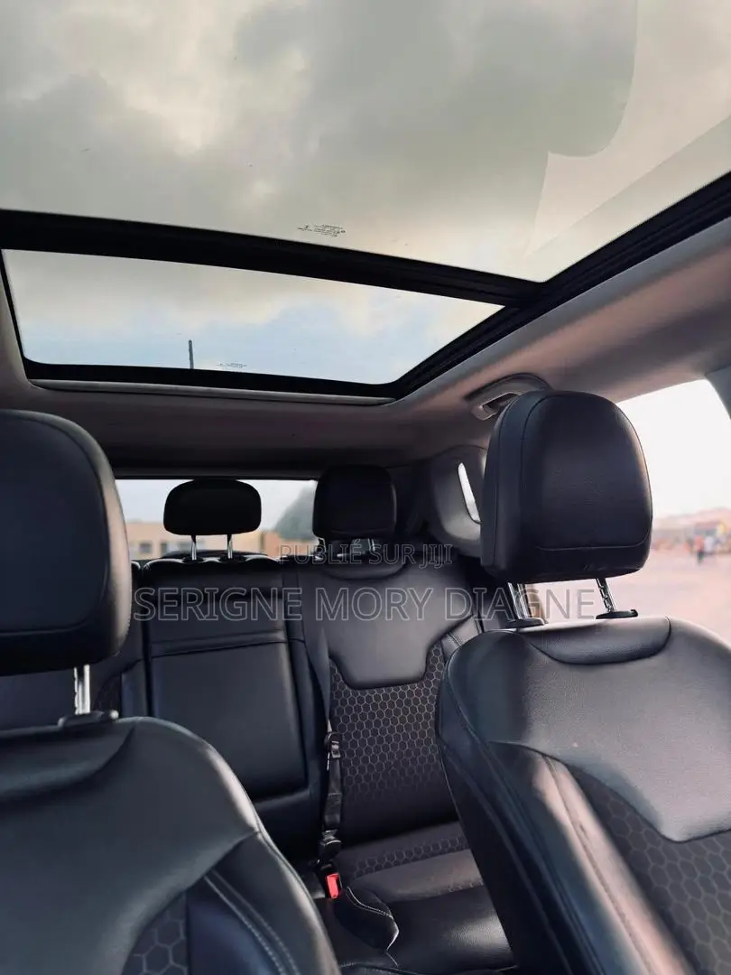 Jeep Boussole 2018 Gris