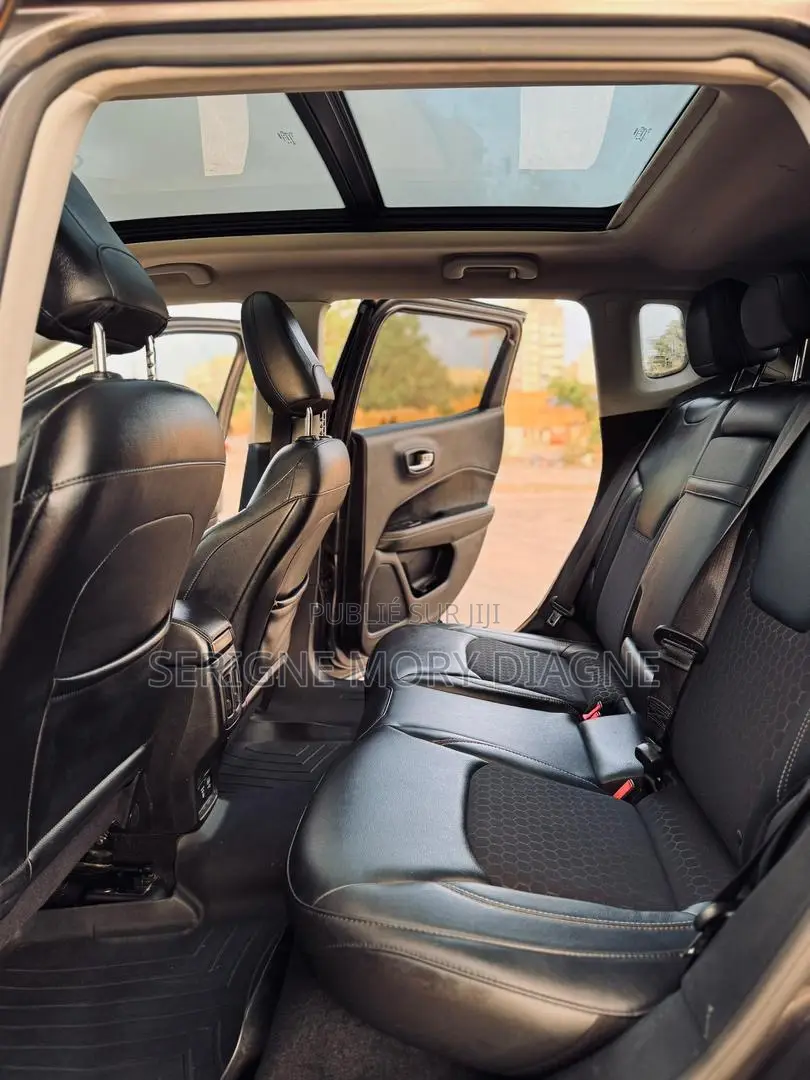 Jeep Boussole 2018 Gris