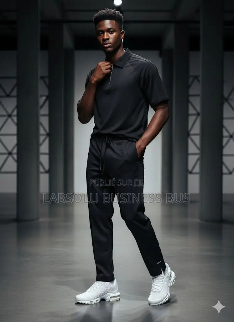 Disponible Chez L’Absolu